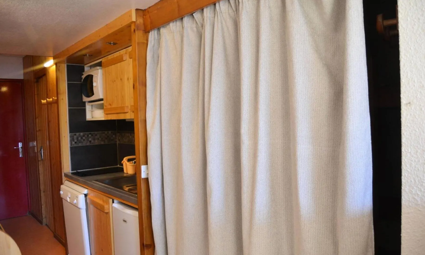 Residence Miravidi - Beau Studio Pour 4 Personnes, Proche Des Pistes Et Des Commerces, Au Coeur Du Village Du Charvet A Arc 1800 Mae-1958 Les Arcs  Les Arcs (Savoie)